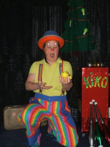 Clown en kindergoochelaar Kiko - toveren met sterren